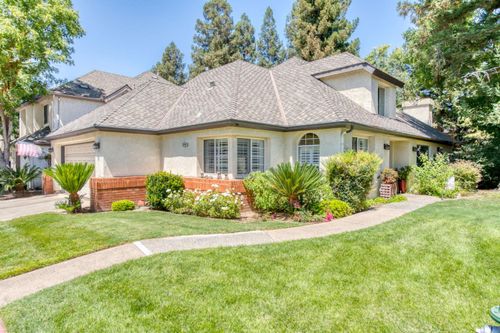 3048 W Pembrook Loop, Fresno, CA, 93711-1179 | Card Image