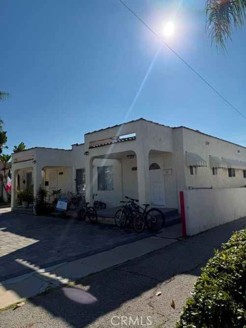 a-1358 E Harvard St, Glendale, CA, 91205-1414 | Card Image