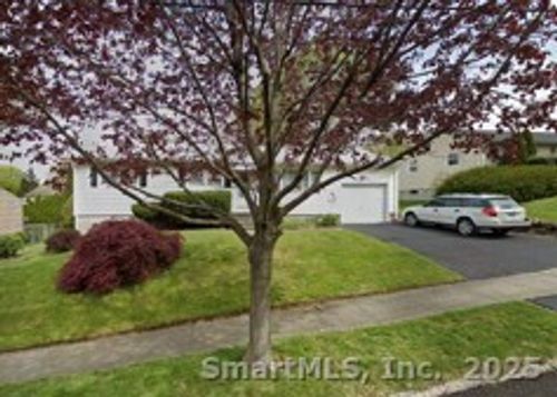 244 Rockland Ave, Stratford, CT, 06614-3159 | Card Image