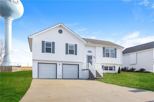 8101 N Jefferson St, Kansas City, MO, 64118-1153 | Card Image