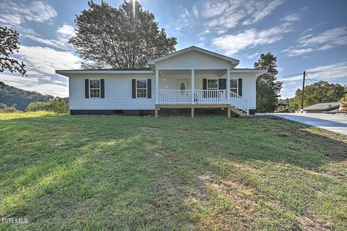 70 Dorado Bottom Rd, Castlewood, VA, 24224-7309 | Card Image
