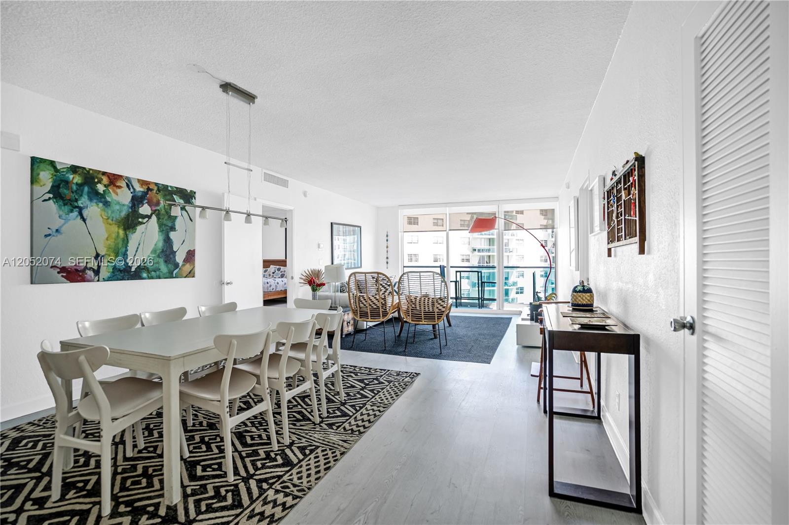 Residential in Hollywood