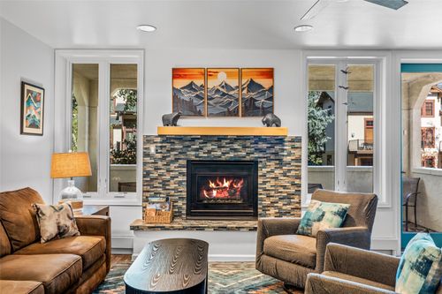 s32-2700 Eagle Ridge Dr, Steamboat Springs, CO, 80487 | Card Image