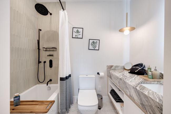 56 Foxley St, House attached with 4 bedrooms, 4 bathrooms and 1 parking in Toronto ON | Image 10