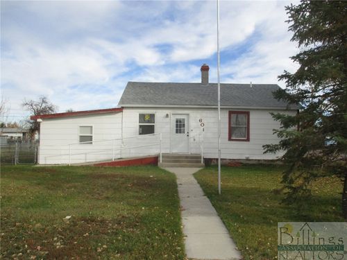 601 N Cheyenne Ave, Hardin, MT, 59034-1516 | Card Image