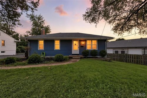 418 E Elliott Ave, Saint Louis, MO, 63122-6404 | Card Image