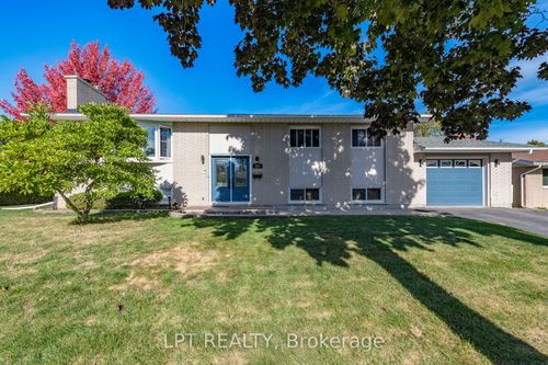 859 Griffith Way, Ottawa, ON, K2C0G7 | Card Image
