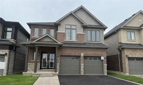 236 Longboat Run W, Brantford, ON, N3T0X1 | Card Image