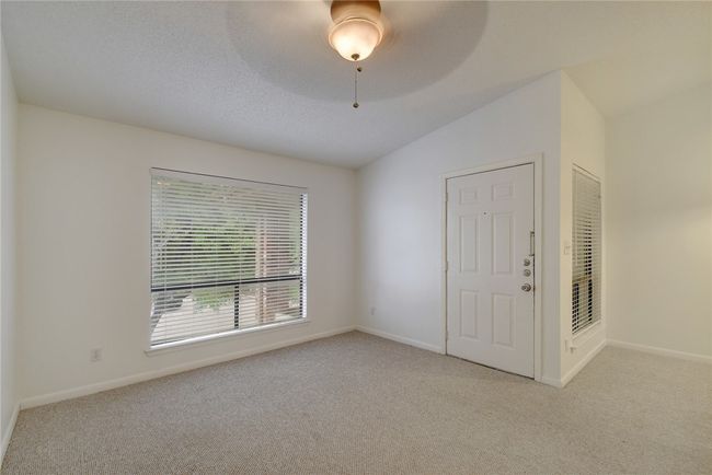 APT-112 - 1705 Crossing Pl, Condo with 2 bedrooms, 2 bathrooms and 2 parking in Austin TX | Image 5