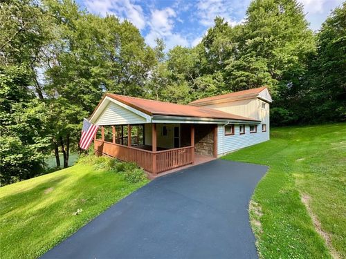 724 Rose Point Harlansburg Rd, Scott Twp, PA, 16101 | Card Image
