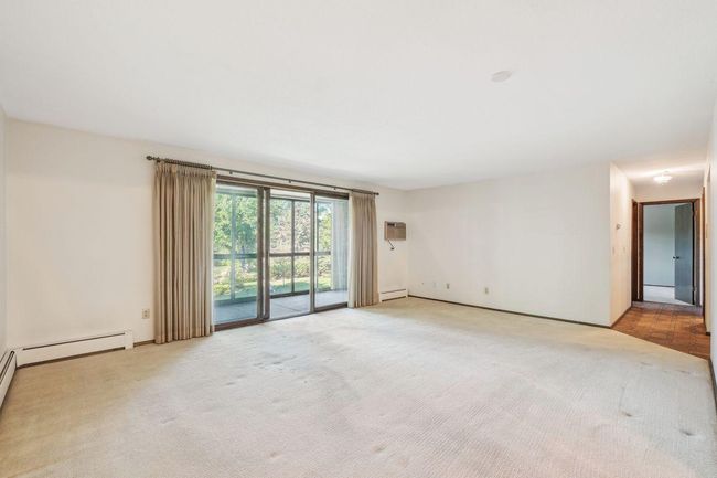 02_Interior.jpg | Image 4