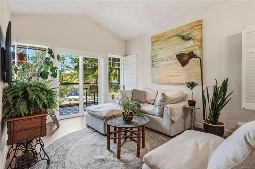 213-930 Braidwood Rd, Courtenay, BC, V9N3R9 | Card Image