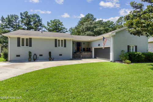 701 Plantation Dr, New Bern, NC, 28562-8839 | Card Image