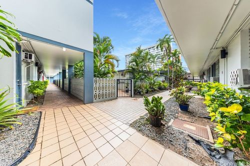 apt-212-1550 Rycroft St, Honolulu, HI, 96814-2440 | Card Image