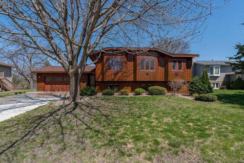 2324 Fair St, Mankato, MN, 56001-5565 | Card Image