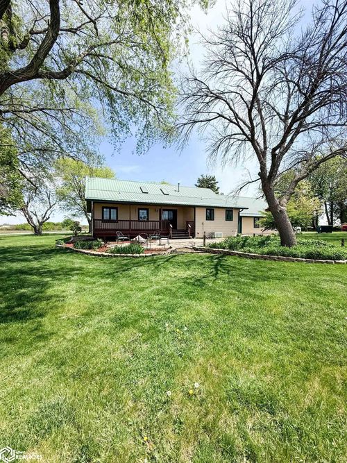 1279 Reed Ave, Belmond, IA, 50421-7635 | Card Image