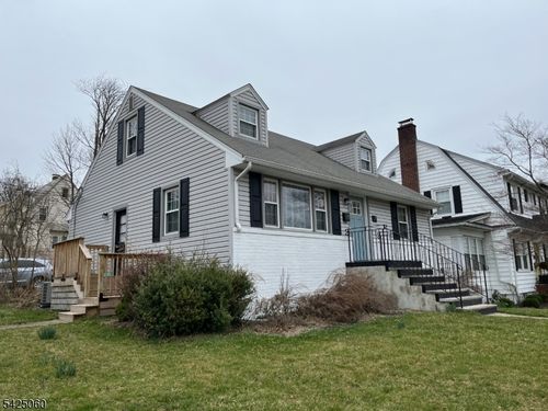 25 Walker Ave, Morristown, NJ, 07960-2944 | Card Image