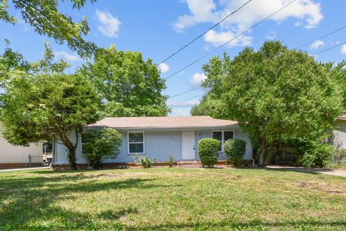 207 Al Oerter Dr, Clarksville, TN, 37042-5505 | Card Image