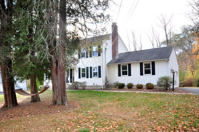 695 Mountain Road, House other with 4 bedrooms, 2 bathrooms and null parking in West Hartford CT | Image 3