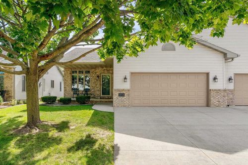 1815 E Sylvan Avenue, APPLETON, WI, 54915 | Card Image