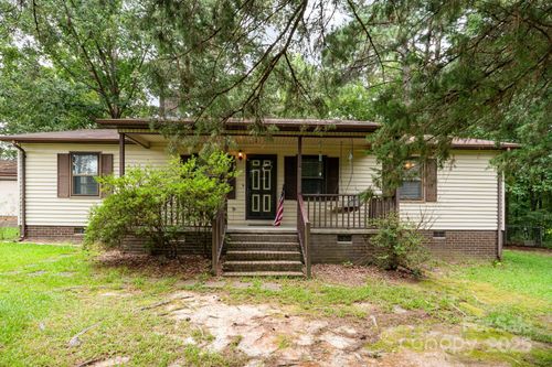 476 Wateree St, Lancaster, SC, 29720-7295 | Card Image