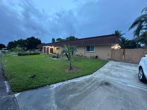 1616 Crandon Ave, Mangonia Park, FL, 33407-2110 | Card Image