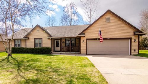 1236 N Water Street, Watertown, WI, 53098 | Card Image