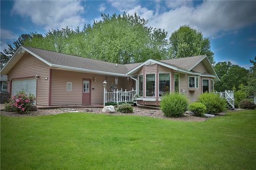 509 Southside Dr, Woodville, WI, 54028-9532 | Card Image