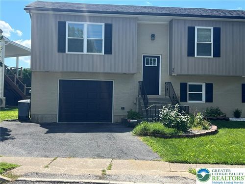 839 Catherine Dr, Coplay, PA, 18037-1733 | Card Image