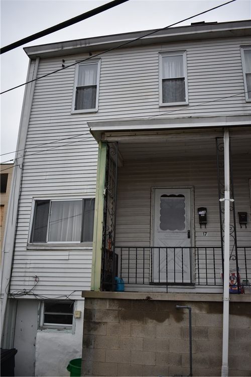 17 Jefferson St, Millvale, PA, 15209-2719 | Card Image