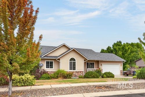 2406 Shelby Ln, Moscow, ID, 83843-9660 | Card Image