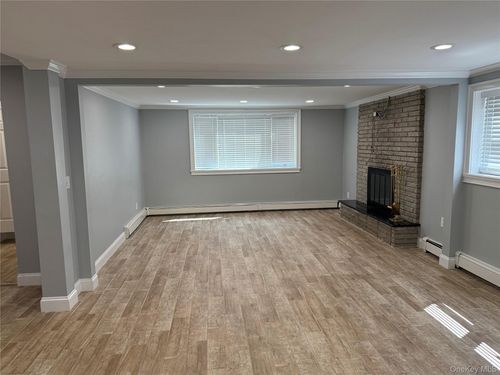 73 Plum Rd, Mahopac, NY, 10541-4248 | Card Image