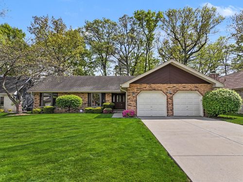 384 E Montrose Ave, Wood Dale, IL, 60191-2011 | Card Image