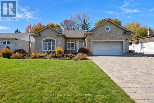 1496 Maxime Street, Ottawa, ON, K1B3L1 | Card Image