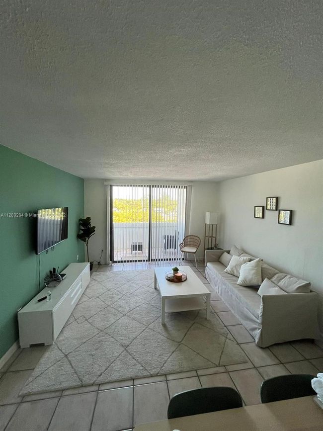 APT-302 - 2345 Ne 135 Th St, Condo with 1 bedrooms, 1 bathrooms and null parking in North Miami FL | Image 9