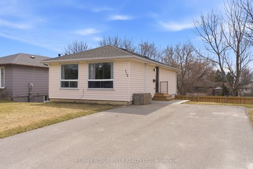 712 Grandview Dr, Oshawa, ON, L1H7W2 | Card Image