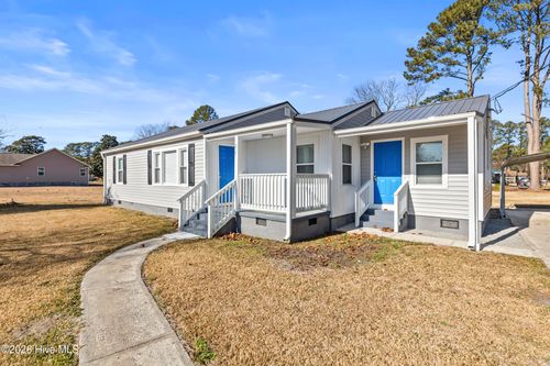 217 W Wards Bridge Rd, Warsaw, NC, 28398-2135 | Card Image