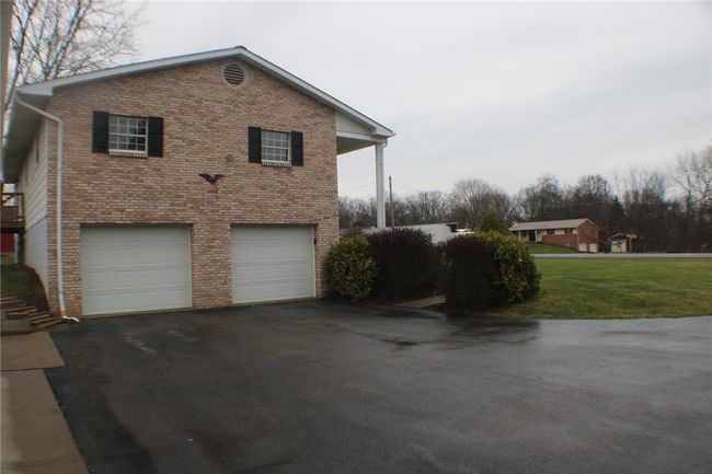 626 Ekastown Rd, House other with 3 bedrooms, 2 bathrooms and 4 parking in Sarver PA | Image 44