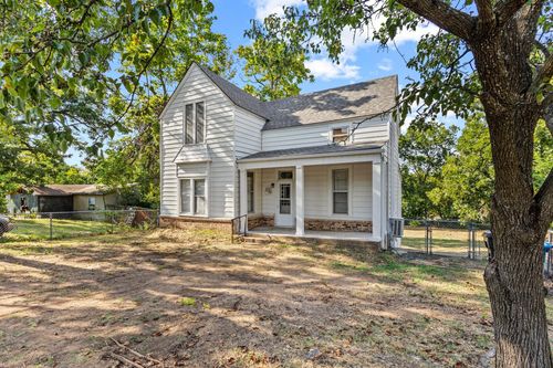 1211 W Owing St, Denison, TX, 75020-4237 | Card Image
