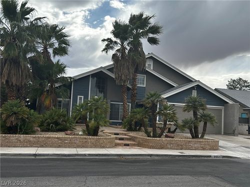 4687 Hackamore Dr, Las Vegas, NV, 89103-4312 | Card Image