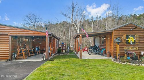 7223 E Lamar Alexander Pkwy, Townsend, TN, 37882-3807 | Card Image