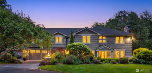 13364 Bridgestone Court Ne, Bainbridge Island, WA, 98110 | Card Image