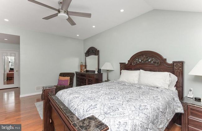 158 Kingsland Cir, Townhouse with 4 bedrooms, 3 bathrooms and null parking in Monmouth Junction NJ | Image 16