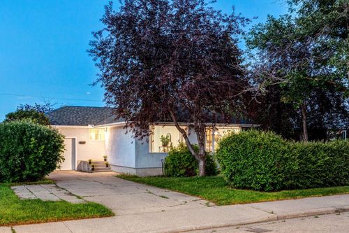 6016 Thornburn Drive Nw, Calgary, AB, T2K3P7 | Card Image