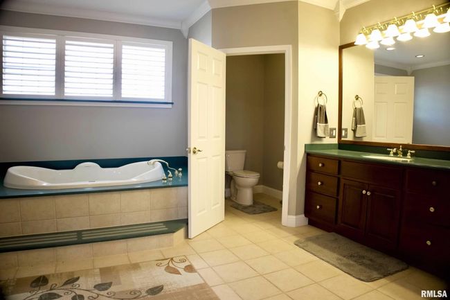 1338 Wagon Creek Rd, House attached with 3 bedrooms, 3 bathrooms and null parking in Creal Springs IL | Image 22