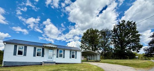 129 Darlynn Rd, Philippi, WV, 26416-7054 | Card Image