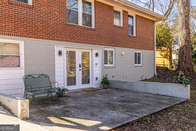B - 1122 Elaine Dr, Condo with 2 bedrooms, 1 bathrooms and 2 parking in Forest Park GA | Image 5