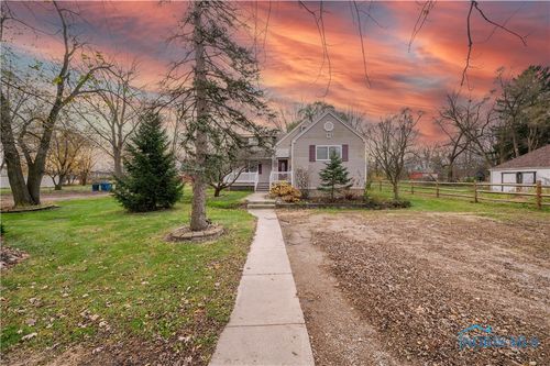 9125 Maumee Western Road, Monclova, OH, 43542 | Card Image