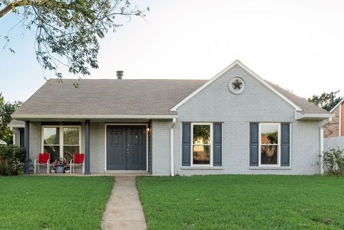 316 Matterhorn St, Cedar Hill, TX, 75104-2833 | Card Image