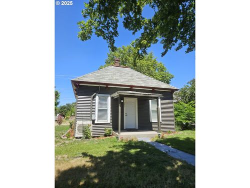 201 E Burgen St, Goldendale, WA, 98620-9208 | Card Image